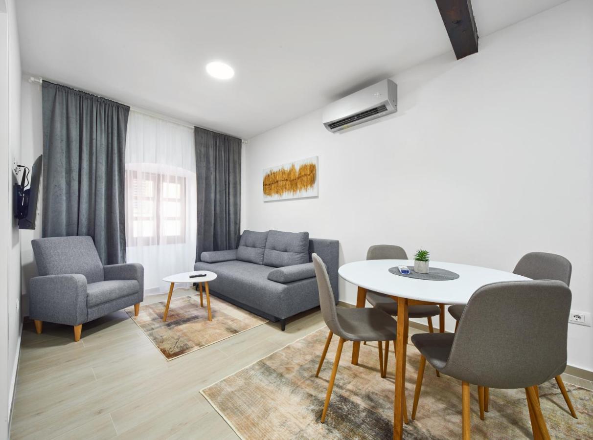 Cardo Apartments Poreč Extérieur photo